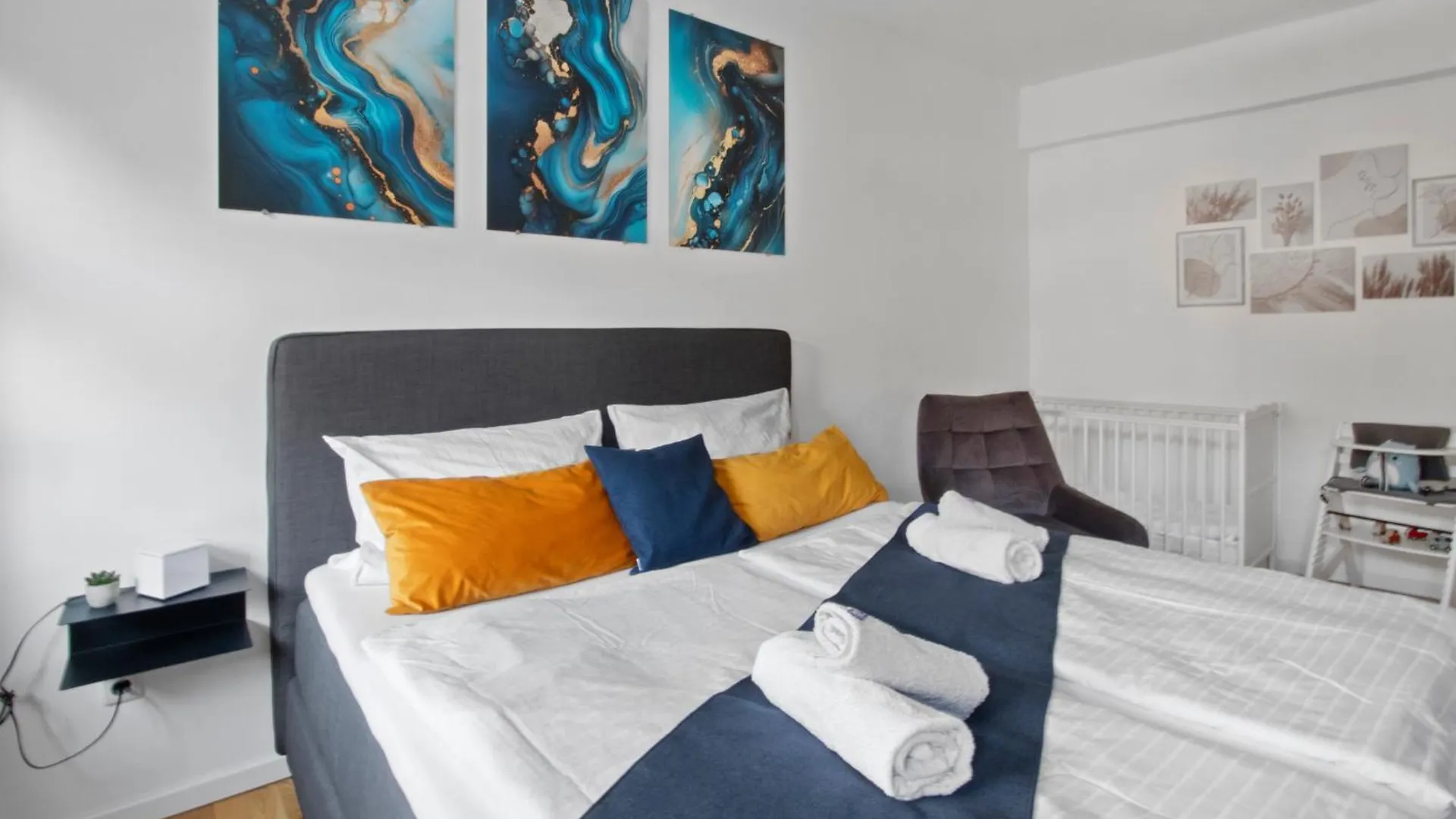 Altstadt - Exklusive 3-Zi-Wohnung Mit 90 Qm Und Grossem Balkon Nuremberg 0*,  Germany