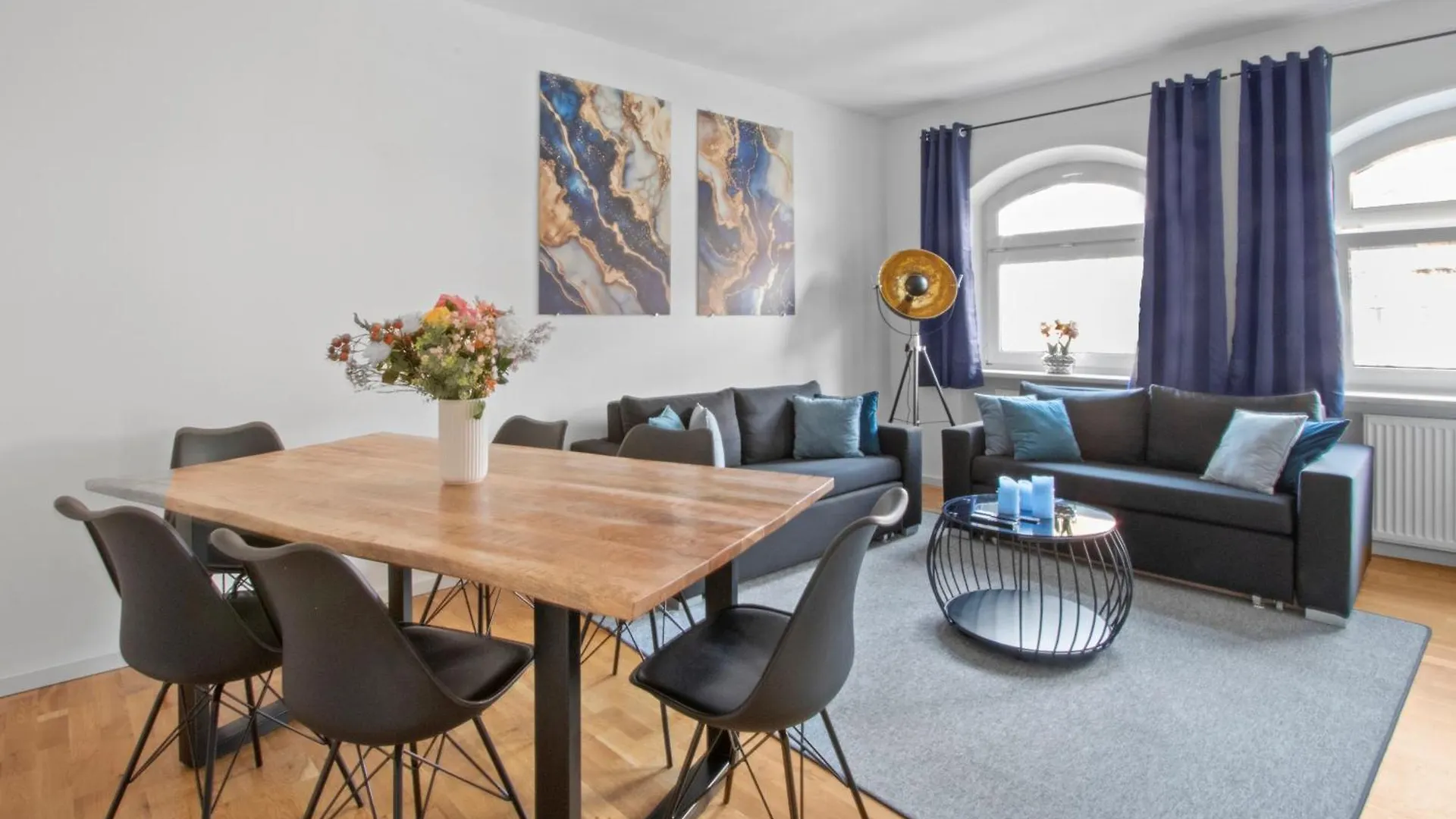 Apartment Altstadt - Exklusive 3-Zi-Wohnung Mit 90 Qm Und Grossem Balkon Nuremberg